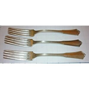 Vinatge Set of 3 Oneida Community Plate Silverplate Forks‎